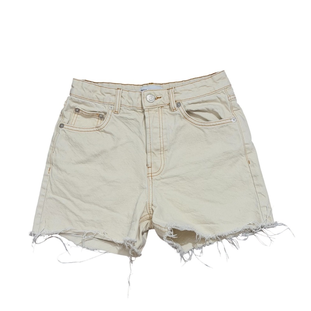 Zara High Waisted Off White Cream Denim Shorts Button Fly Frayed Hem Size 4